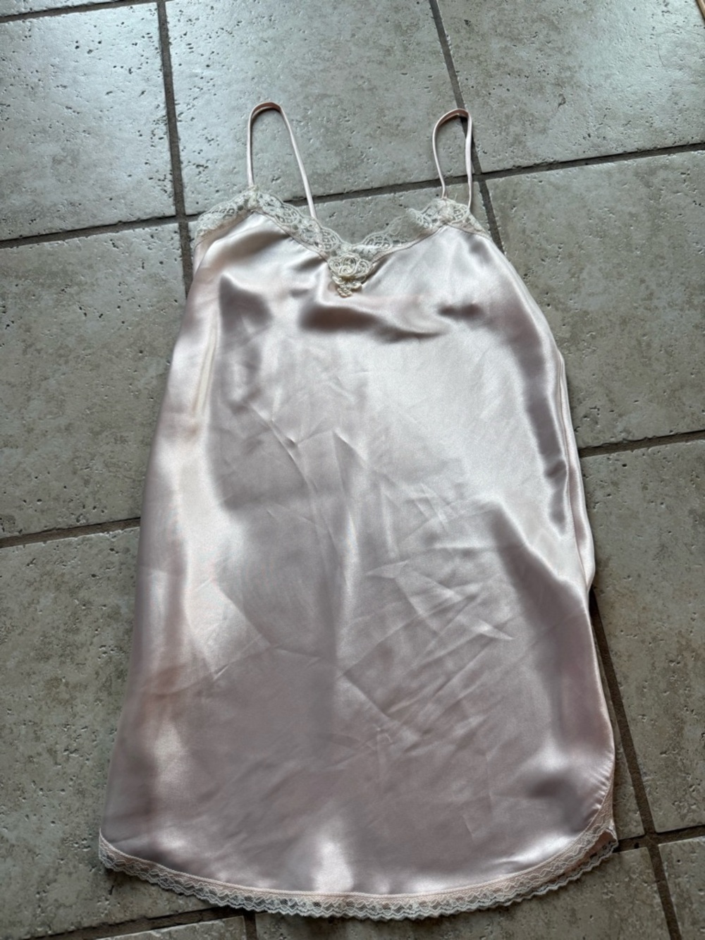 Silky Lace-Trim Slip Dress - Pink vintage size‎ small